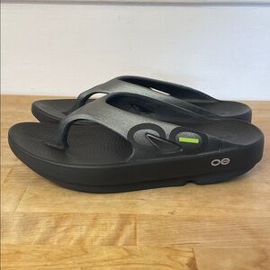 OOFOS OOriginal Sport Recovery Thong Support Comfort Sandals women’s size 6